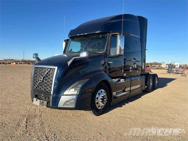 Volvo VNL Trekkers