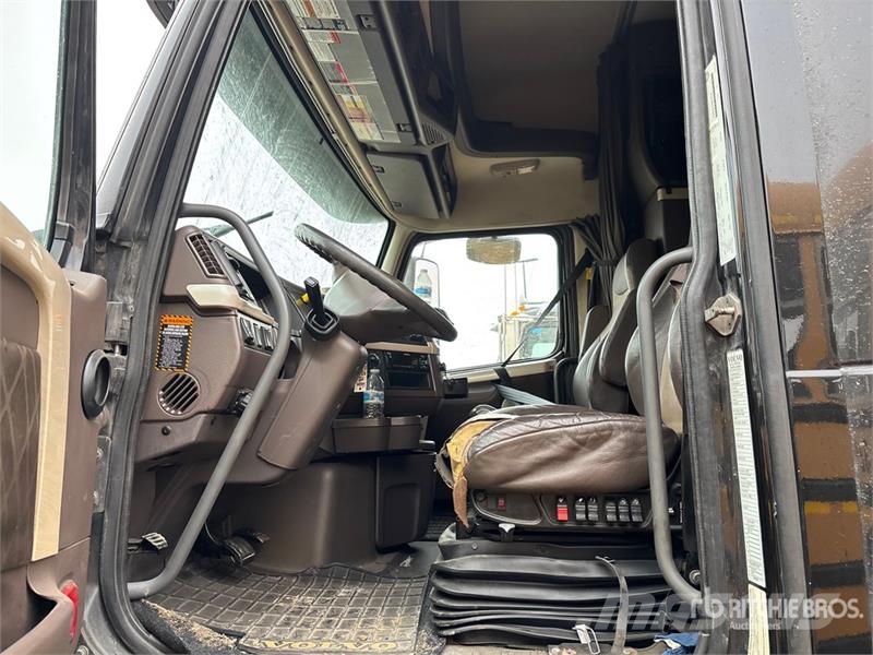 Volvo VNL Truck Tractor Units