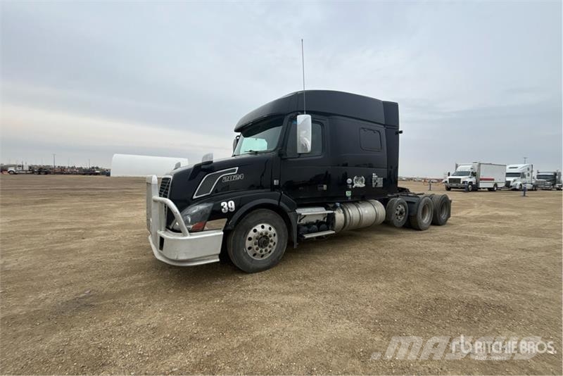 Volvo VNL 牵引车