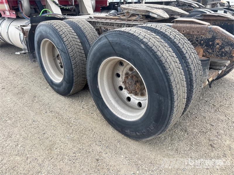 Volvo VNL Nyergesvontatók