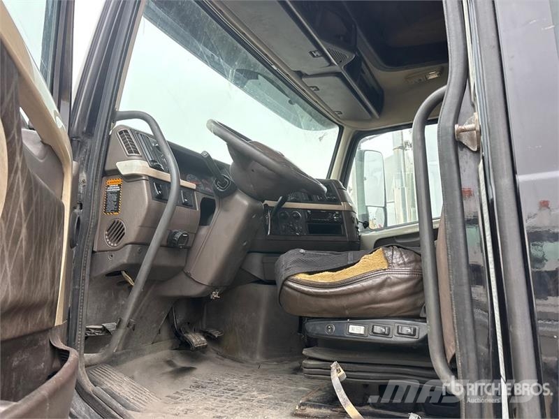 Volvo VNL 牵引车