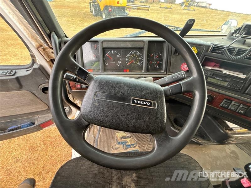 Volvo VNL Truck Tractor Units