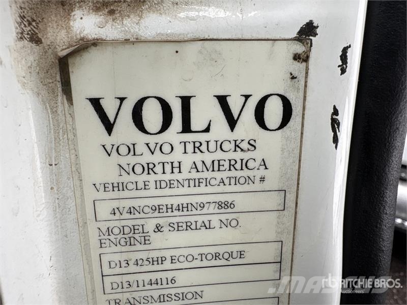 Volvo VNL Trekkers