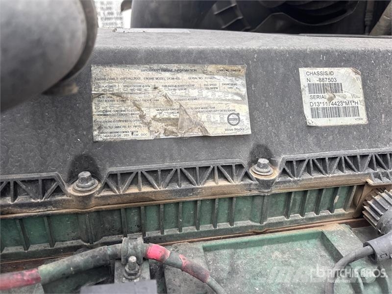 Volvo VNL 牵引车