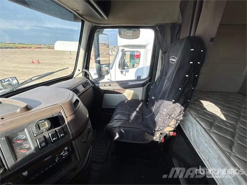 Volvo VNL Sattelzugmaschinen