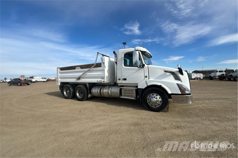 Volvo VNL Kipper