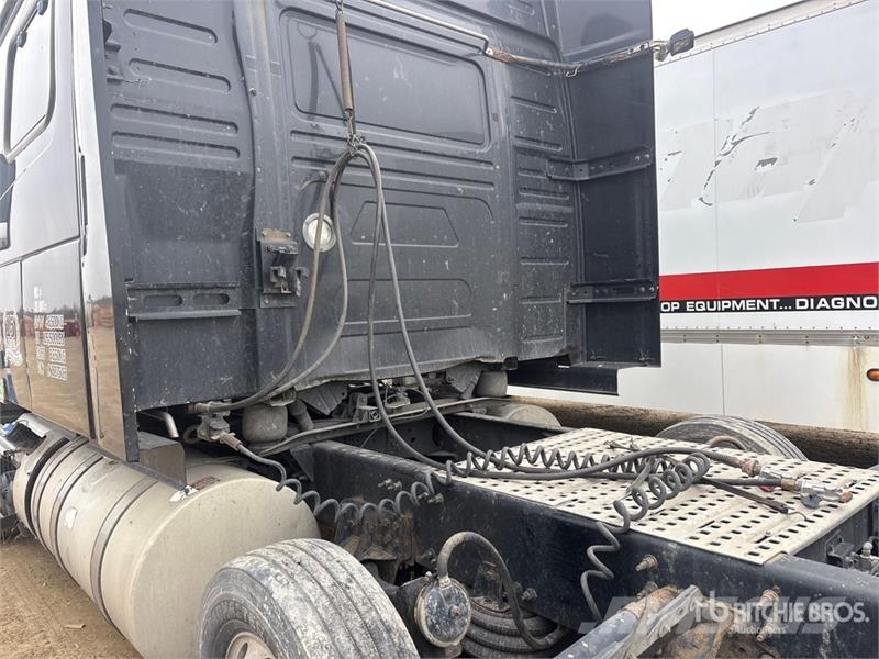 Volvo VNL 牵引车