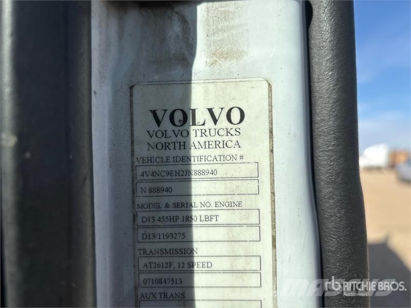 Volvo VNL 牵引车