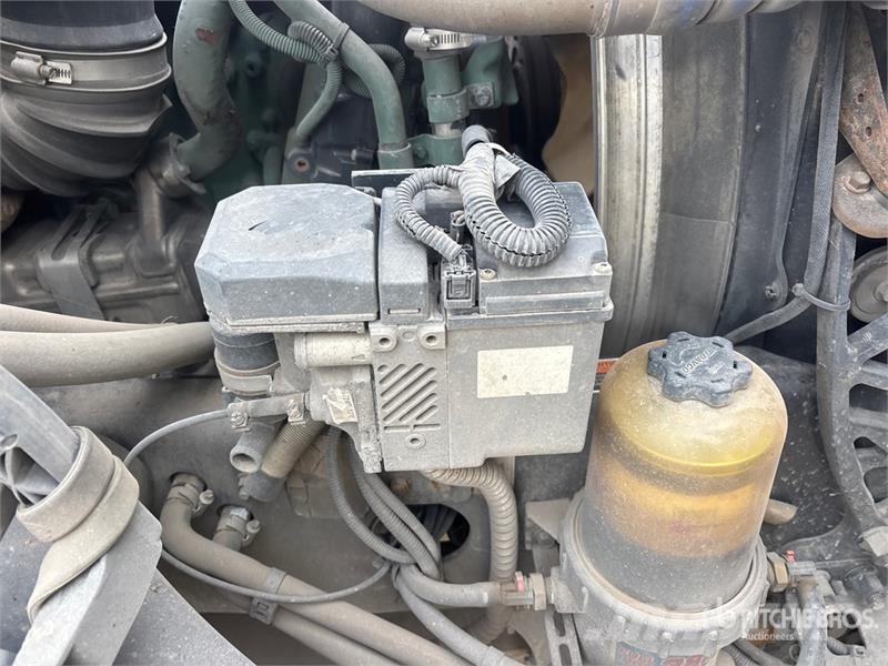 Volvo VNL 牵引车