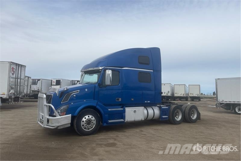 Volvo VNL 曳引機組件