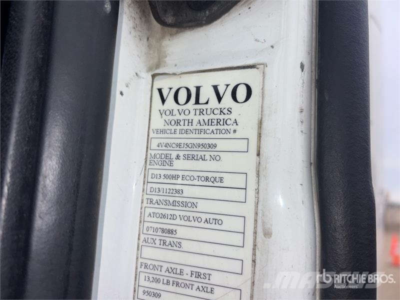 Volvo VNL Tegljači