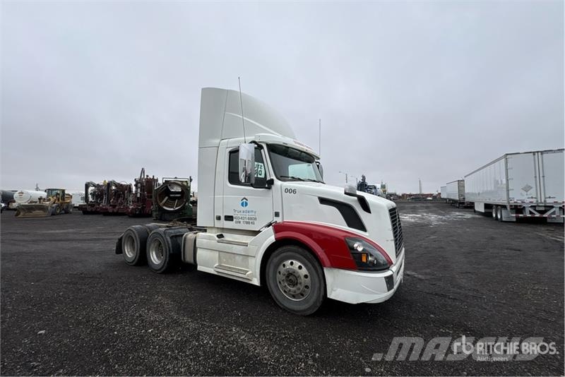 Volvo VNL Trekkers