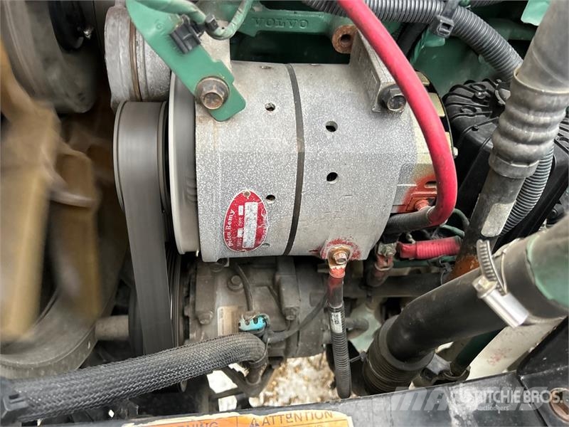 Volvo VNL 牵引车
