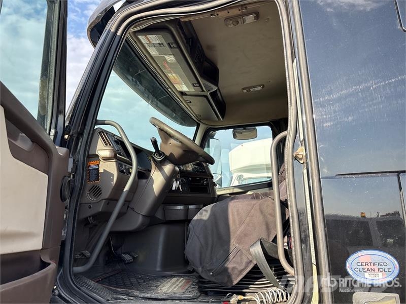 Volvo VNL Sattelzugmaschinen