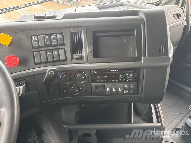 Volvo VNL Sattelzugmaschinen