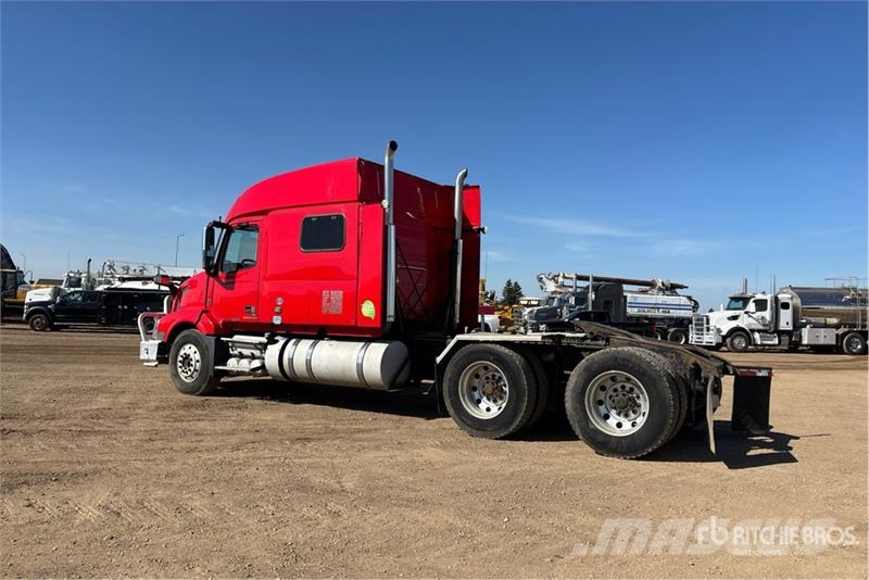 Volvo VNL Tracteur routier