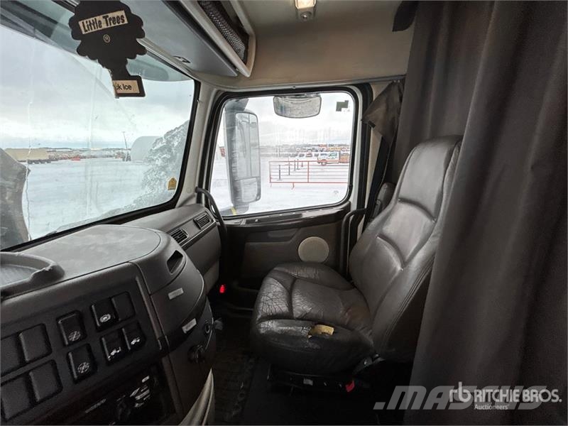 Volvo VNL 牵引车