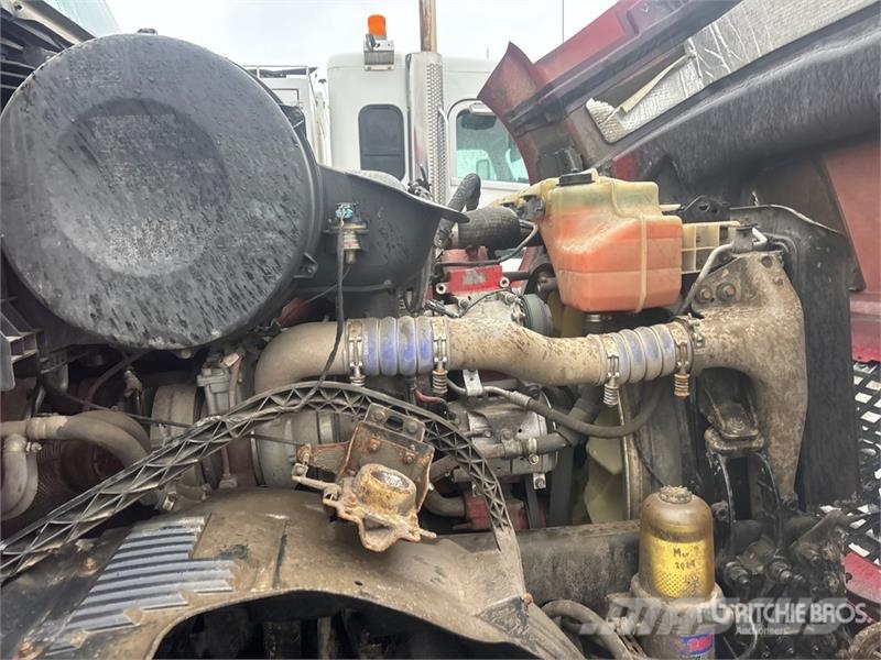Volvo VNL Sattelzugmaschinen
