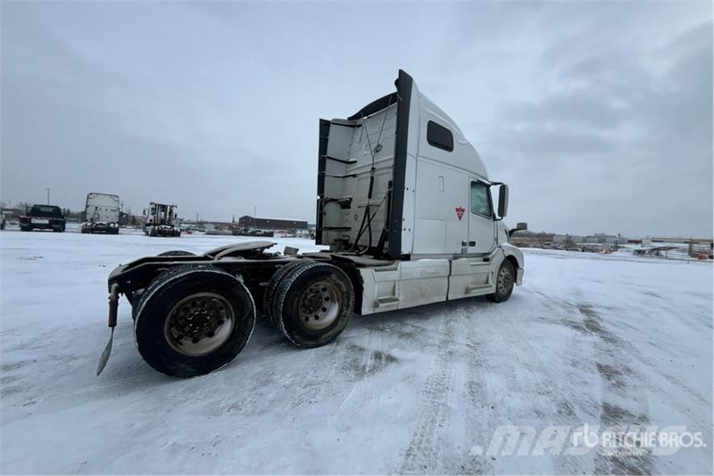 Volvo VNL Motrici e Trattori Stradali
