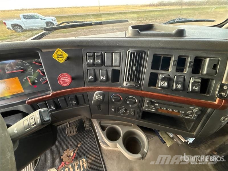 Volvo VNL Motrici e Trattori Stradali