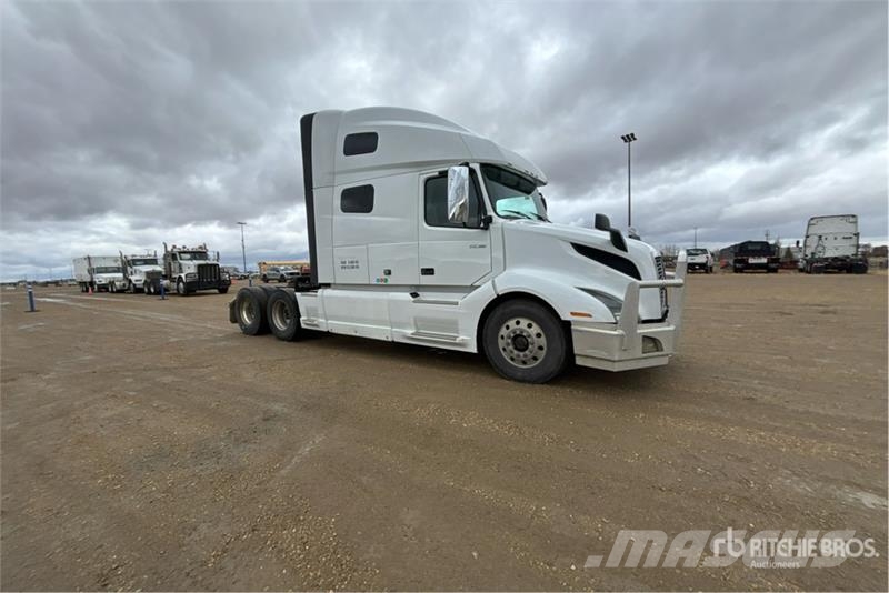 Volvo VNL Sattelzugmaschinen