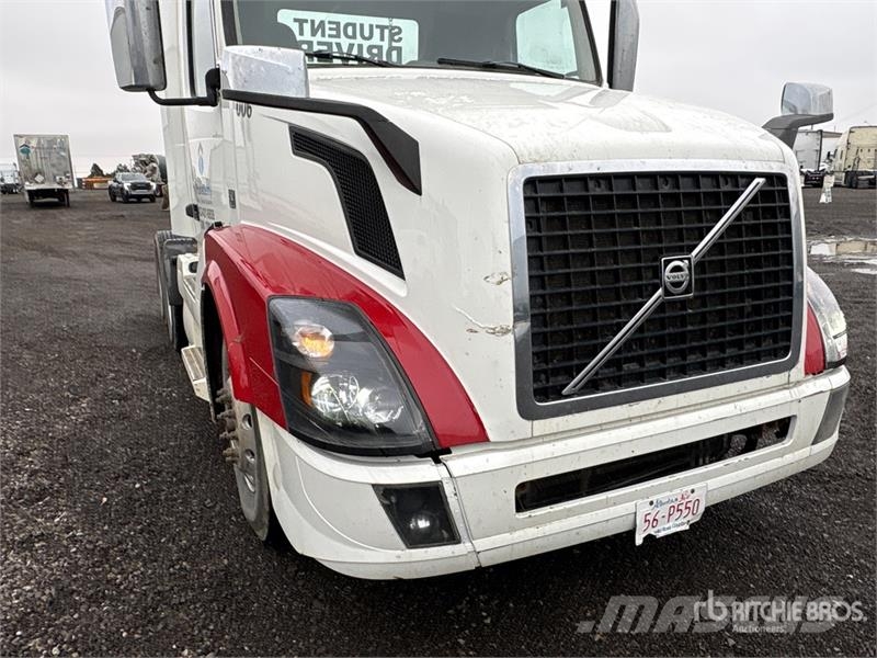 Volvo VNL Trekkers