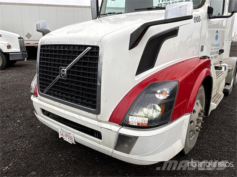 Volvo VNL Trekkers