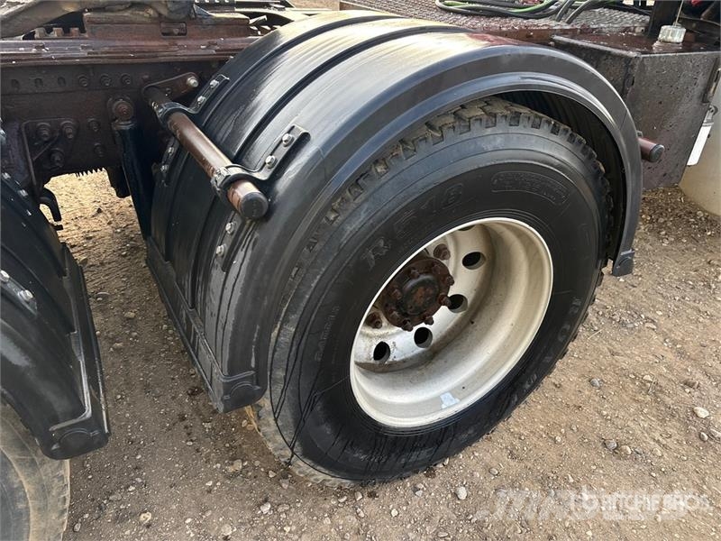 Volvo VNL Motrici e Trattori Stradali