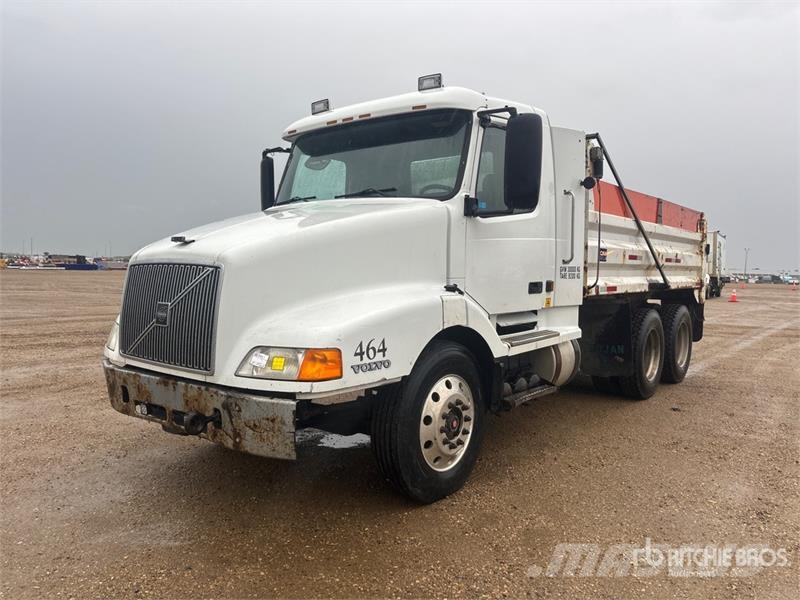 Volvo VNL Caminhões basculantes