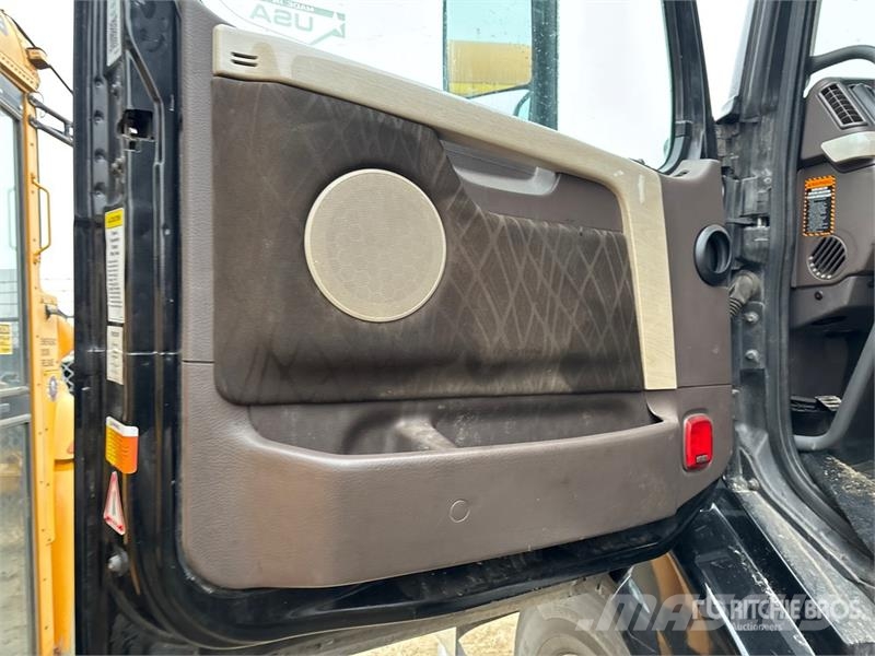 Volvo VNL Truck Tractor Units