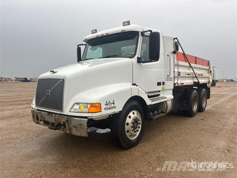 Volvo VNL Caminhões basculantes