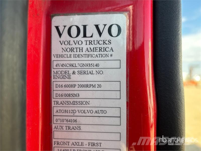 Volvo VNL Tractor Units
