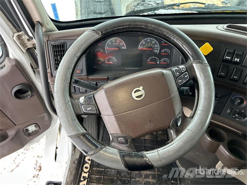 Volvo VNL 牵引车
