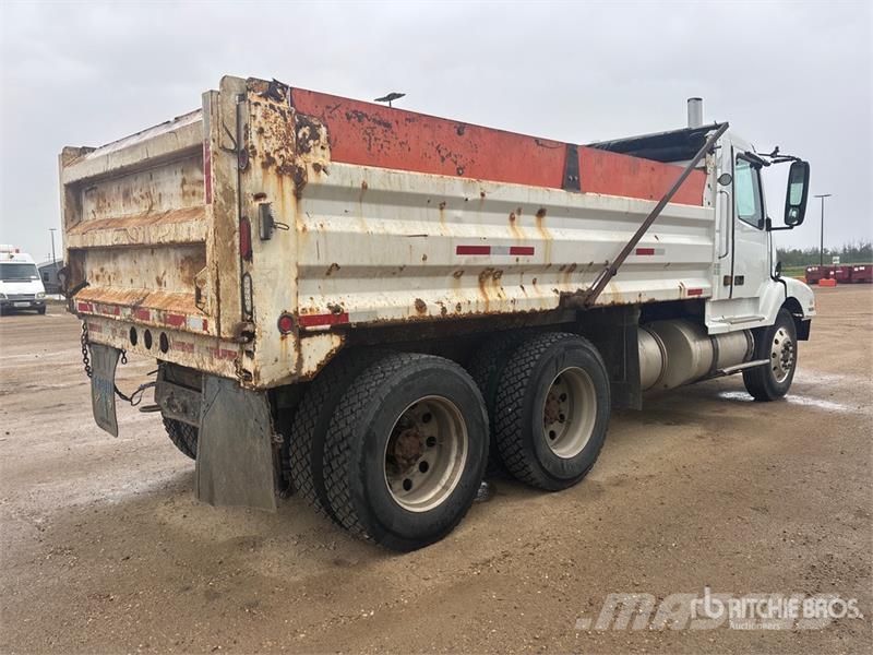 Volvo VNL Caminhões basculantes