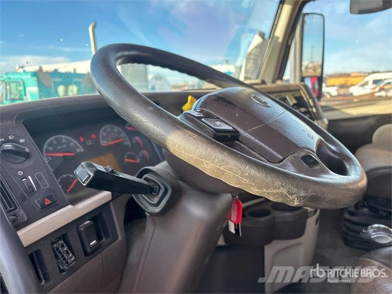 Volvo VNL Trekkvogner