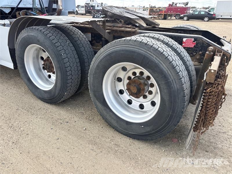 Volvo VNL Nyergesvontatók