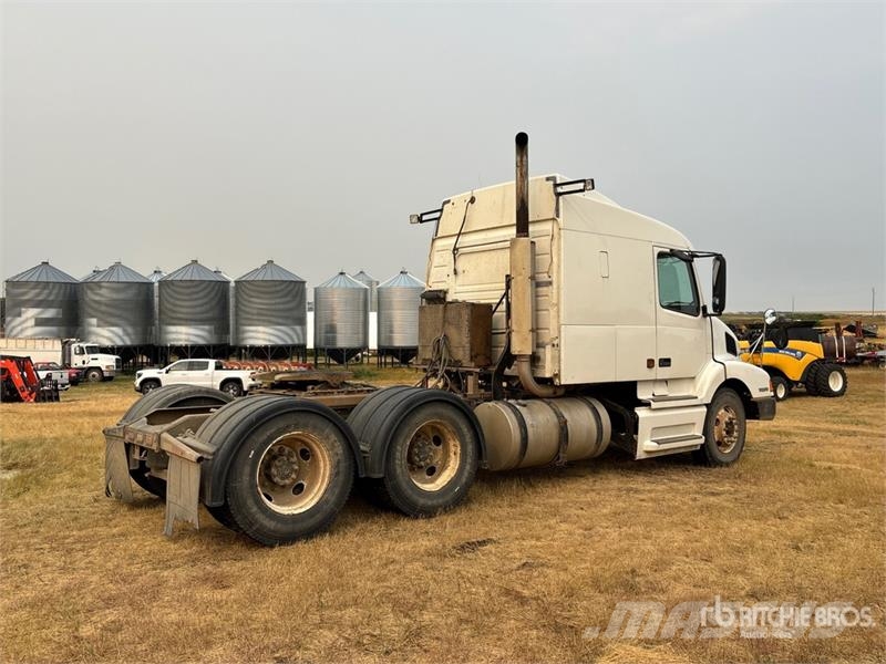 Volvo VNL Truck Tractor Units