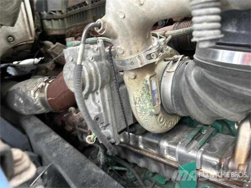 Volvo VNL 牵引车