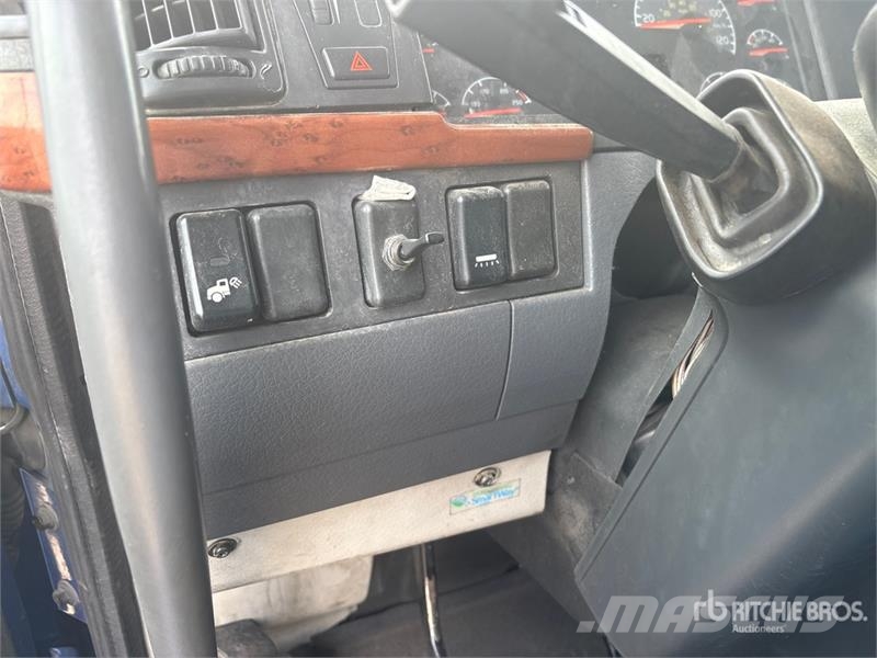 Volvo VNL 曳引機組件