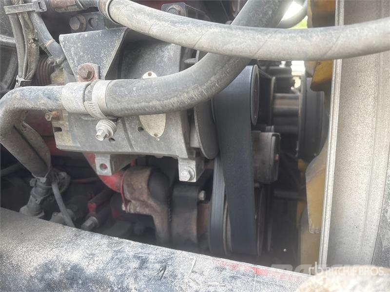 Volvo VNL 曳引機組件