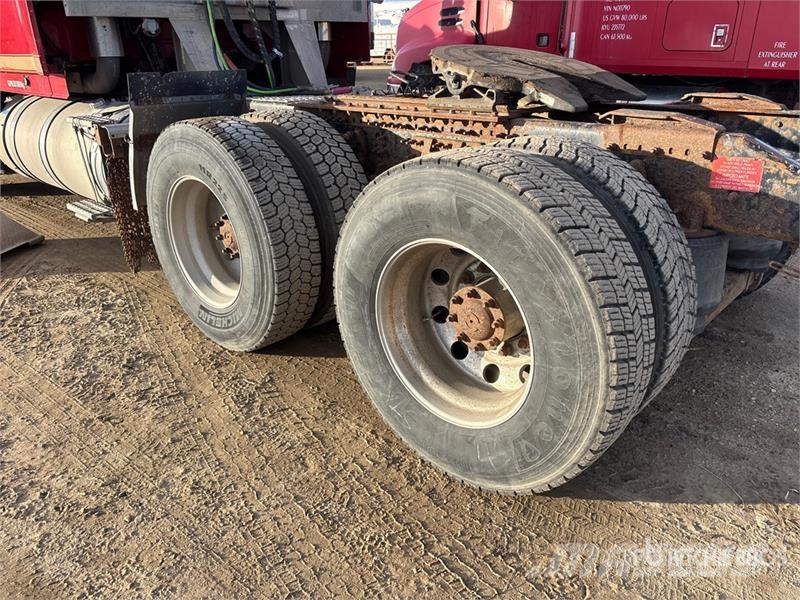 Volvo VNL Trekkvogner