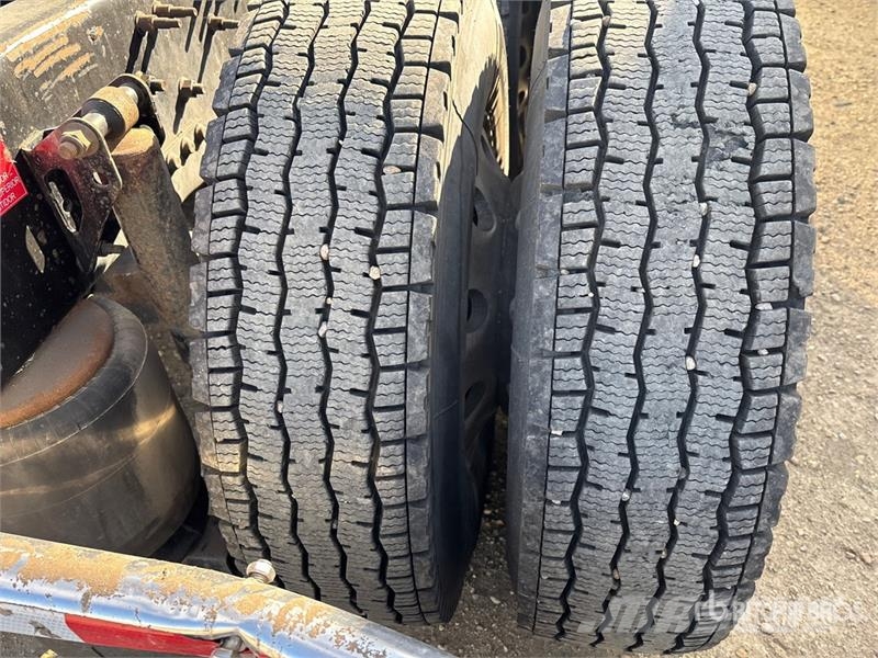 Volvo VNL Traktorske jedinice