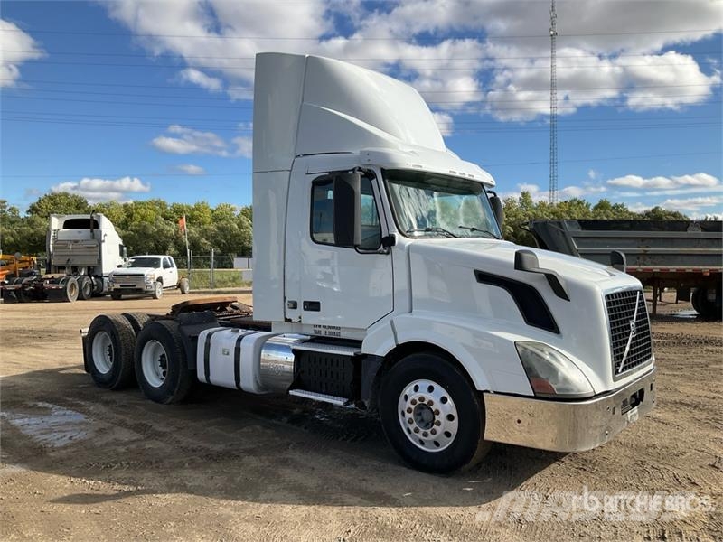 Volvo VNL 牵引车