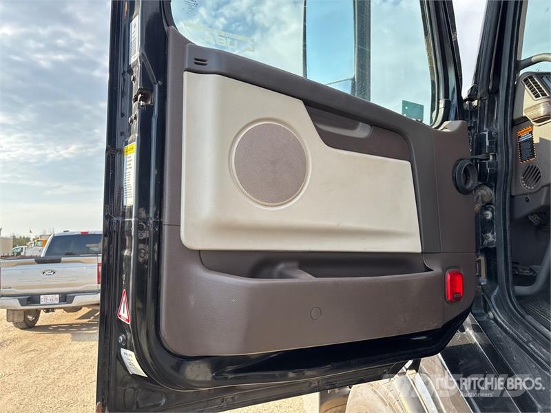 Volvo VNL Sattelzugmaschinen