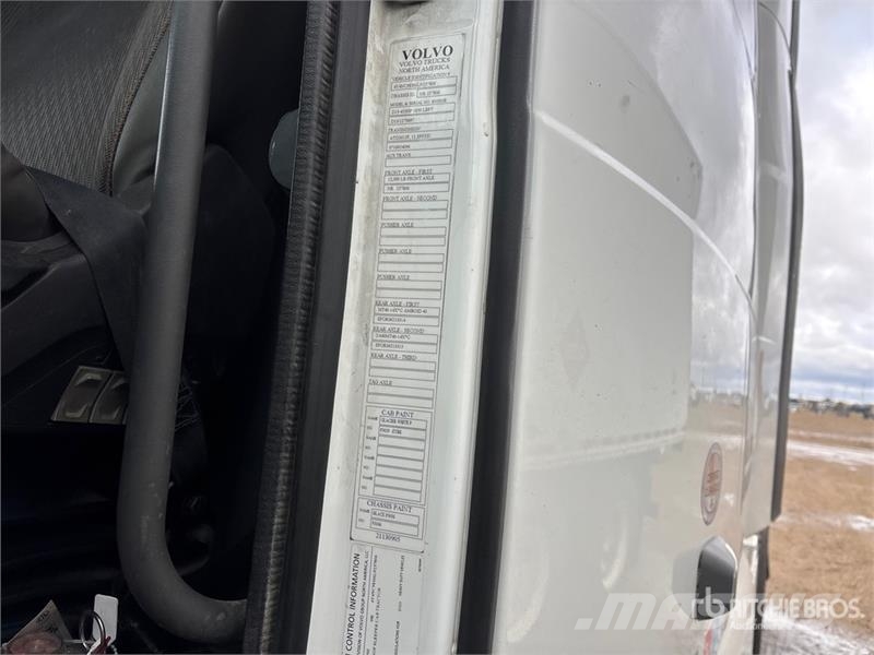 Volvo VNL Sattelzugmaschinen
