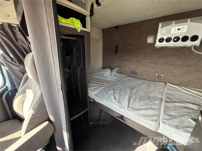 Volvo VNL Traktorske jedinice