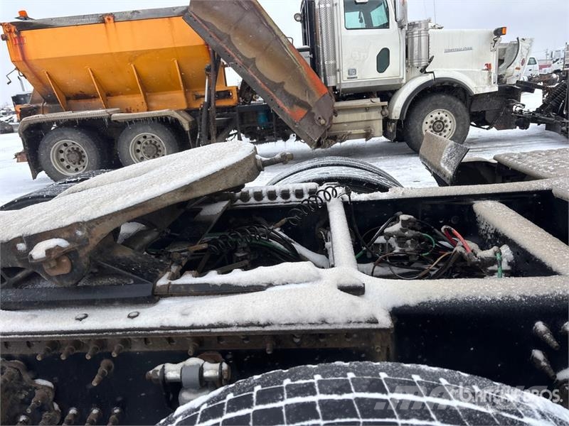 Volvo VNL Motrici e Trattori Stradali