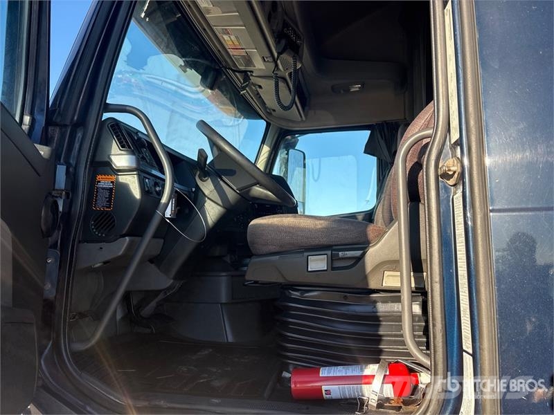 Volvo VNL Trekkers