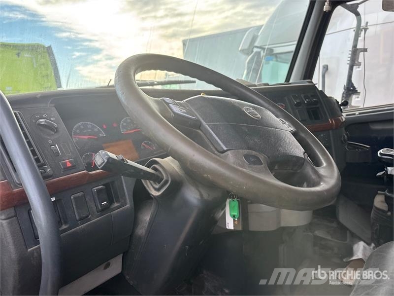 Volvo VNL Nyergesvontatók