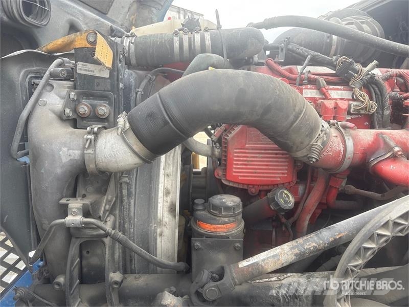 Volvo VNL 曳引機組件